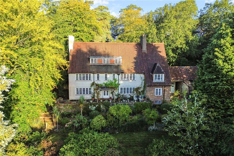 London Road, Rake, Liss, West Sussex, GU33