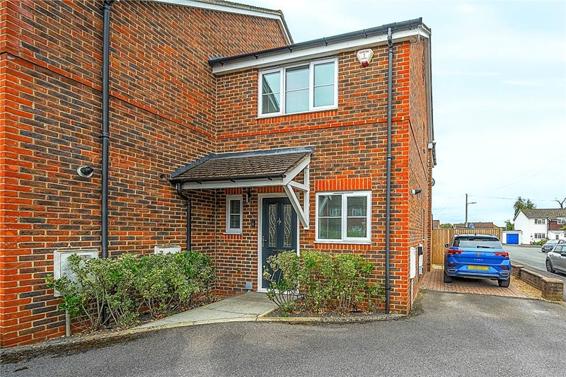 Redfinch Mews, Thatcham, Berkshire, RG19