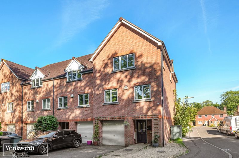 Pecche Place, Chineham, Basingstoke, Hampshire, RG24