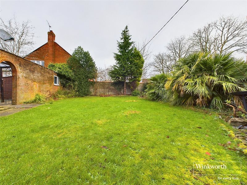 Holmdene, Burghfield Common, Reading, Berkshire, RG7