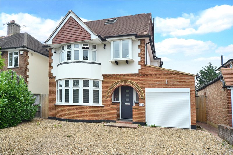 Mortimer Crescent, Worcester Park, Surrey, KT4