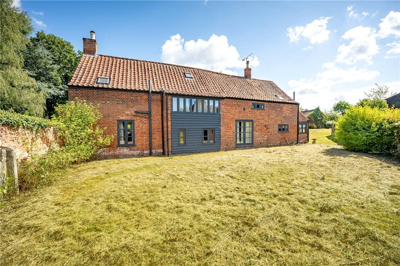 Bramerton Road, Surlingham, Norwich, Norfolk, NR14