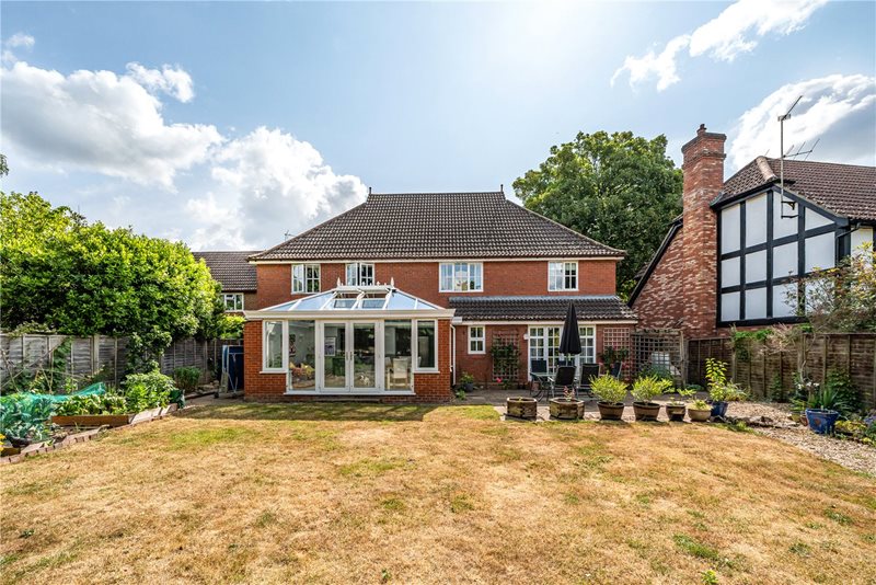 Pilgrims Way, Headley, Hampshire, GU35