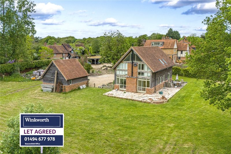 Denham Lane, Chalfont St. Peter, Gerrards Cross, Buckinghamshire, SL9