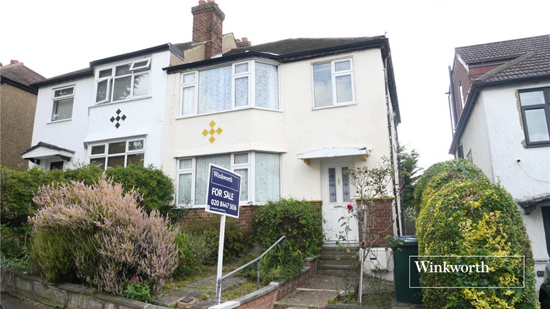 Woodfall Avenue, Barnet, EN5