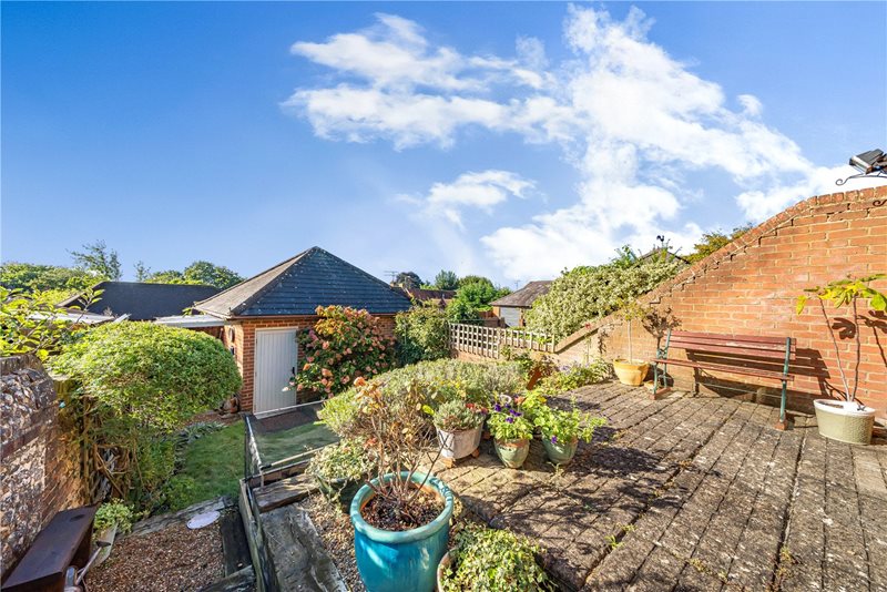 Upper Hale Road, Farnham, Surrey, GU9