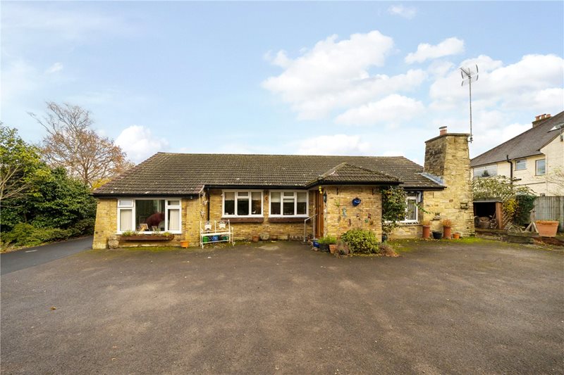 Boundstone Road, Rowledge, Farnham, Surrey, GU10