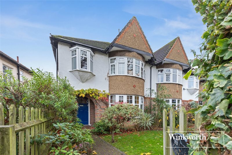 Meadway, High Barnet, EN5