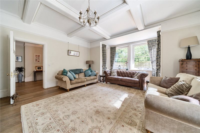 Wrecclesham Hill, Wrecclesham, Farnham, Surrey, GU10