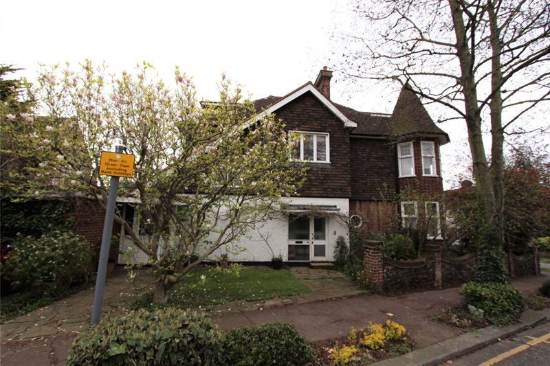 Mount Avenue, Westcliff-on-Sea, Essex, SS0