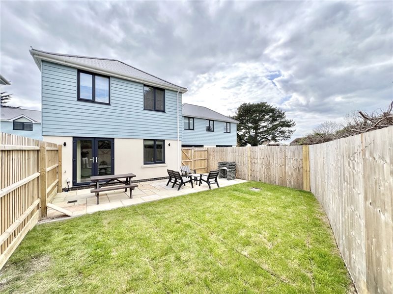 Bure Brook Mews, Highcliffe, BH23