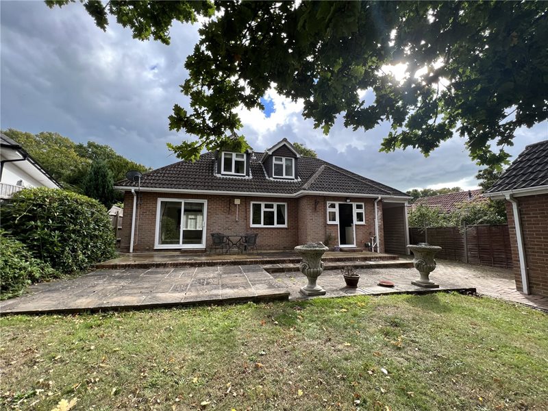 Rothesay Drive, Highcliffe, Christchurch, BH23