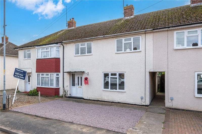 Edinburgh Crescent, Bourne, Lincolnshire, PE10