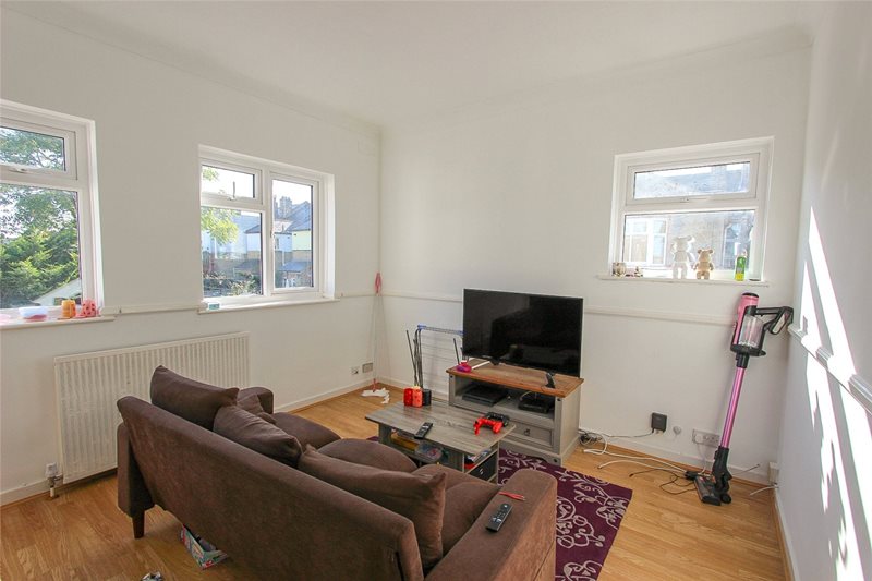 Oakleigh Park Drive, Leigh-on-Sea, Essex, SS9