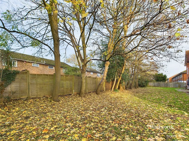 Upcross Gardens, Reading, Berkshire, RG1