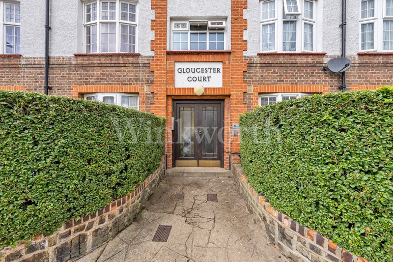 Gloucester Court, Golders Green Road, London, NW11