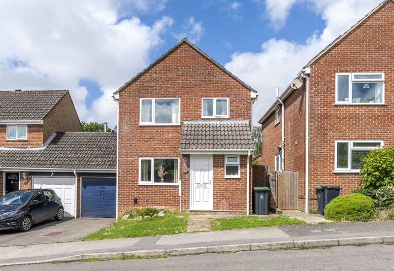 Canford View Drive, Colehill, Wimborne, Dorset, BH21