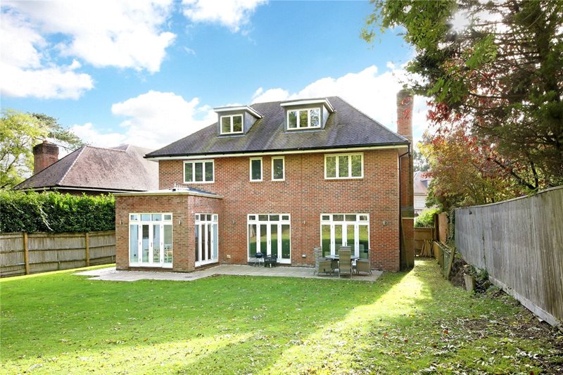 Park Grove, Knotty Green, Beaconsfield, HP9