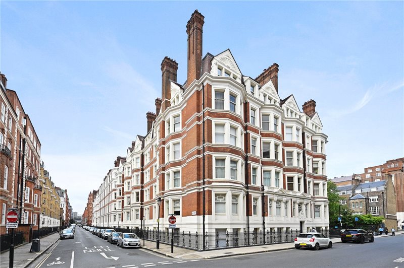 Ridgmount Gardens, London, WC1E