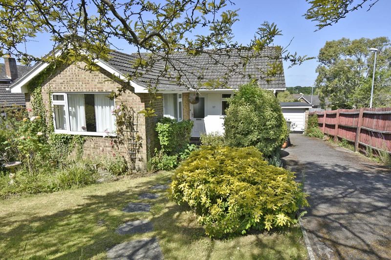 Glendale Close, Wimborne, Dorset, BH21