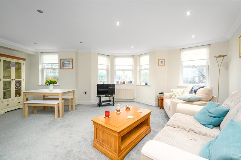 Park Rise, Leatherhead, KT22