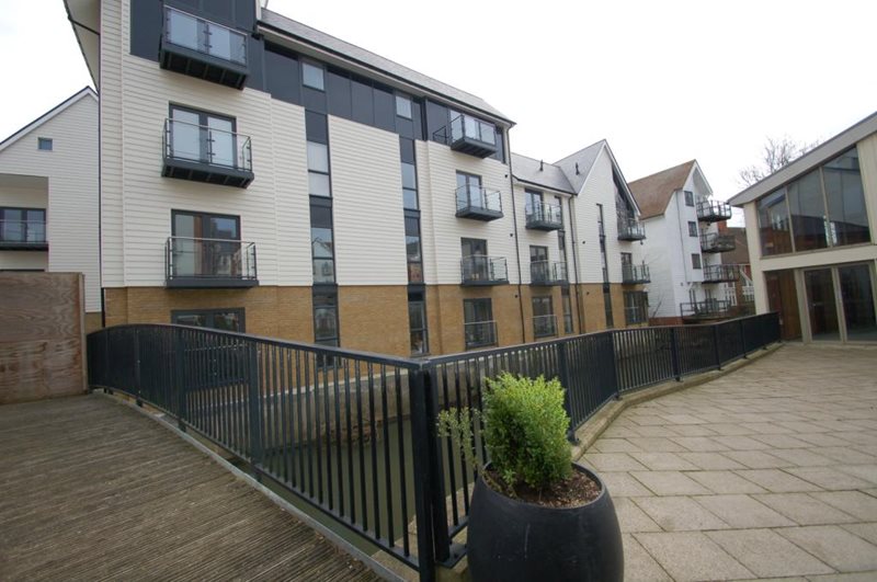 Waterside Apartments, Stour Street, Canterbury, CT1