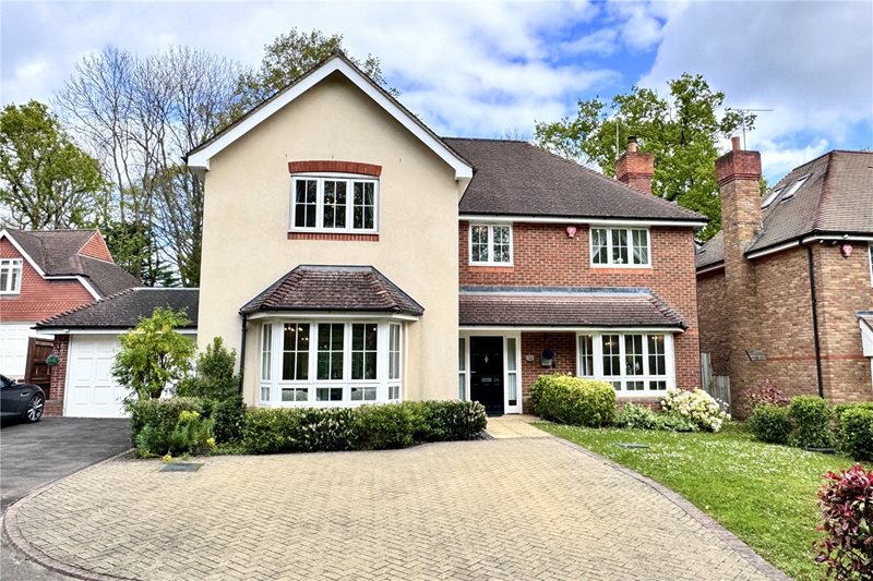 Howards Wood Drive, Gerrards Cross, SL9