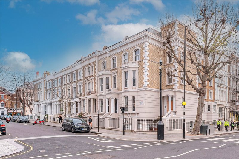 Chesterton Road, London, W10