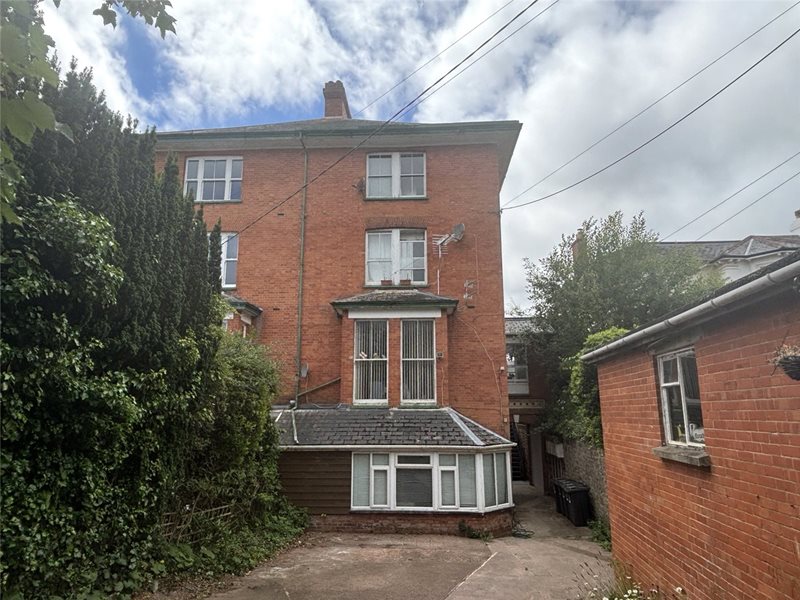 Searle Street, Crediton, Devon, EX17