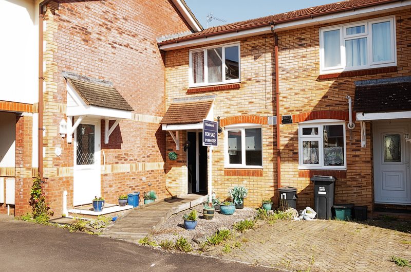 Mead Close, Cullompton, Devon, EX15