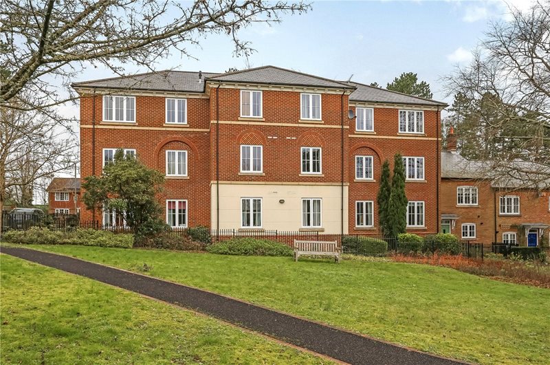 Braemore Court, Marnhull Rise, Winchester, SO22