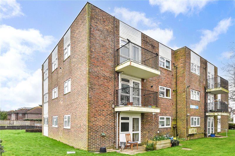 19 Merlin Court, 106-116 Littlehampton Road, Worthing, West Sussex, BN13