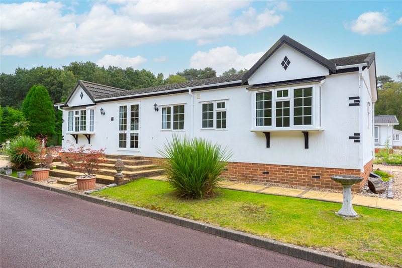 Pinewood Caravan Park, Wokingham, Berkshire, RG40