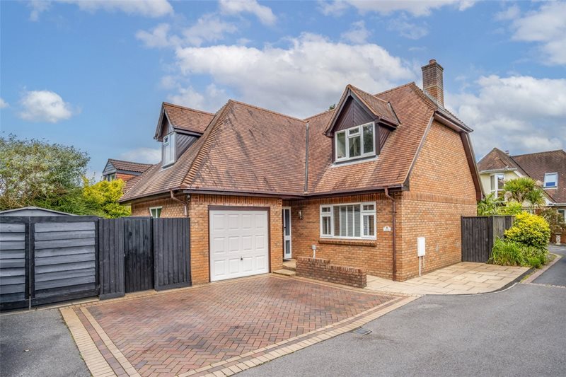 Springdale Road, Corfe Mullen, Wimborne, Dorset, BH21