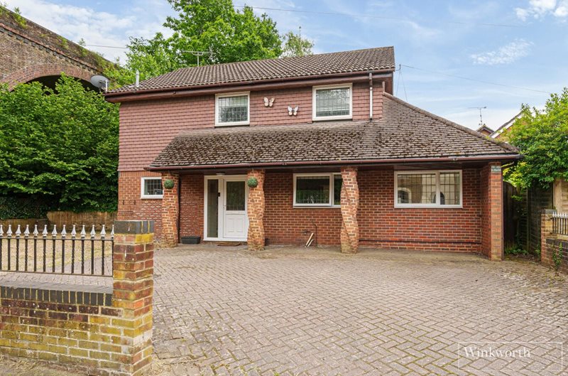 Guildford Road, Bagshot, Surrey, GU19