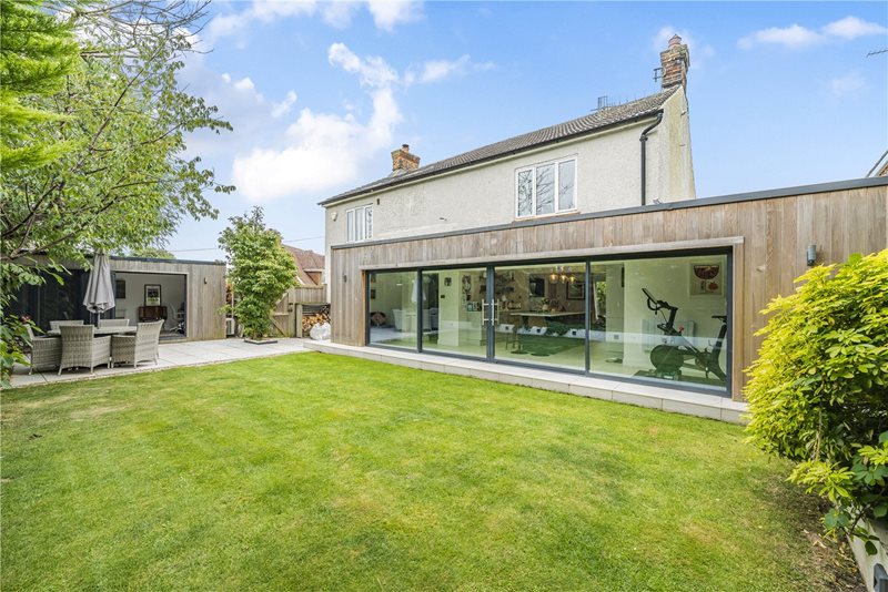 Fernhill Lane, Farnham, Surrey, GU9