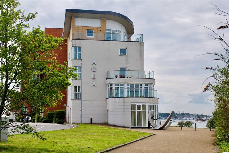 Lifeboat Quay, Poole, BH15