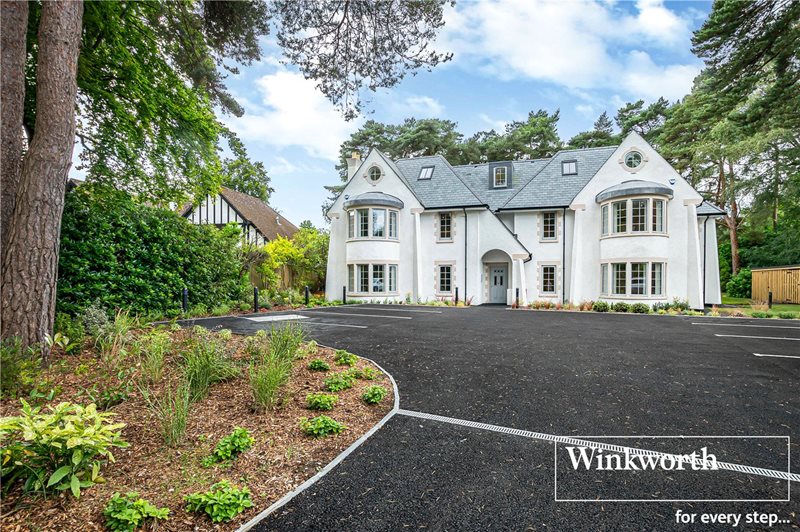 Golf Links Road, Ferndown, Dorset, BH22