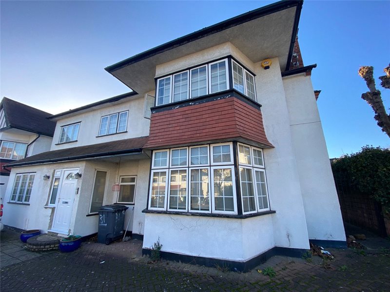 Crespigny Road, Hendon, NW4