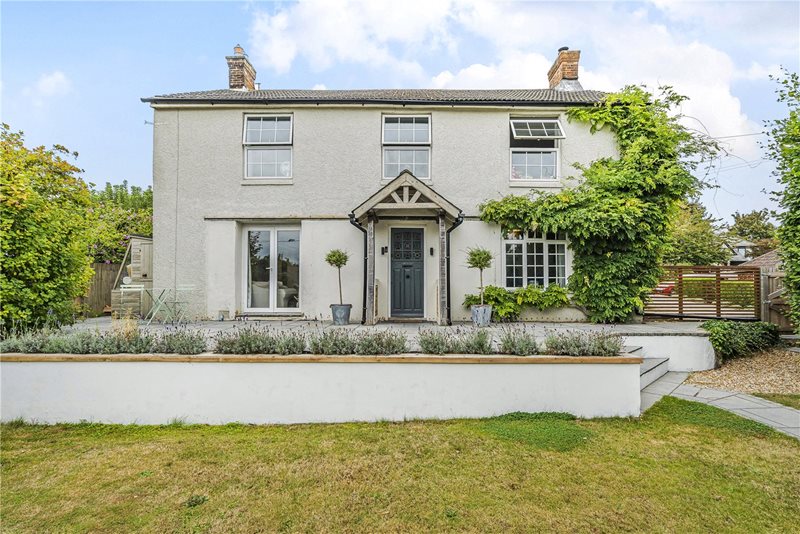 Fernhill Lane, Farnham, Surrey, GU9