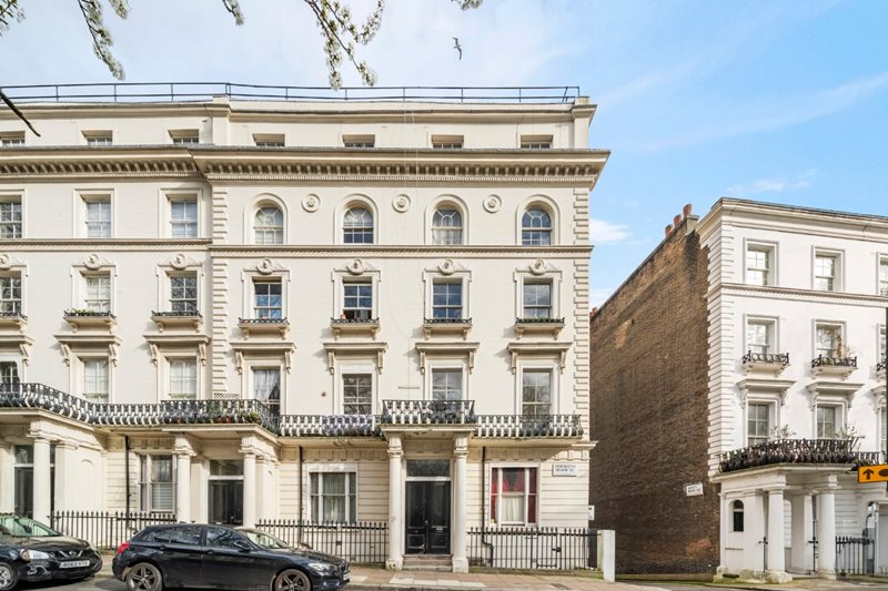 Porchester Square, Bayswater, W2