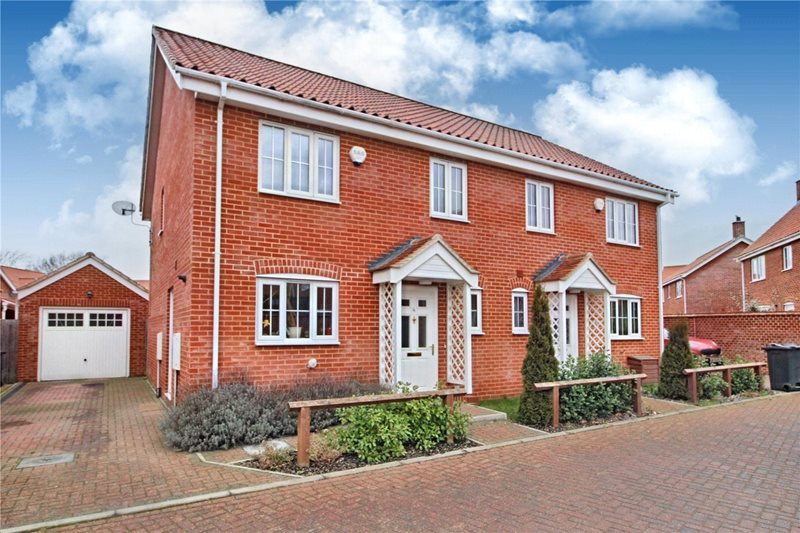 Wellesley Close, Poringland, Norwich, Norwich, NR14