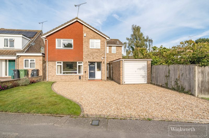 Yaverland Drive, Bagshot, Surrey, GU19