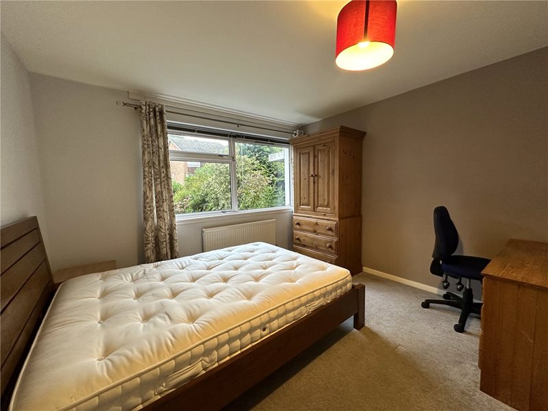 Eton Place, Farnham, Surrey, GU9