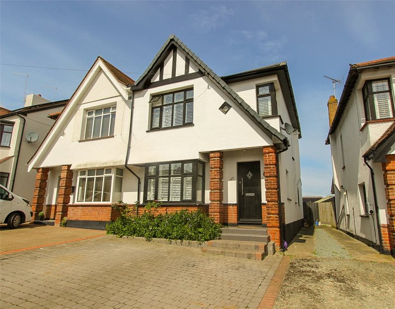 Mountdale Gardens, Leigh-on-Sea, Essex, SS9