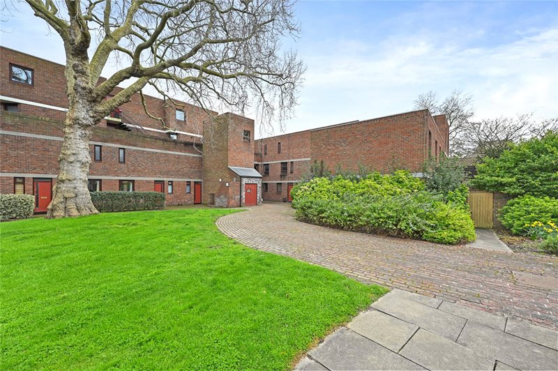 Colet Gardens, St Pauls Court, Hammersmith, London, W14