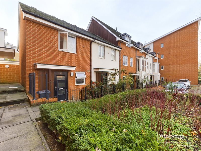 Lindisfarne Way, Reading, Berkshire, RG2