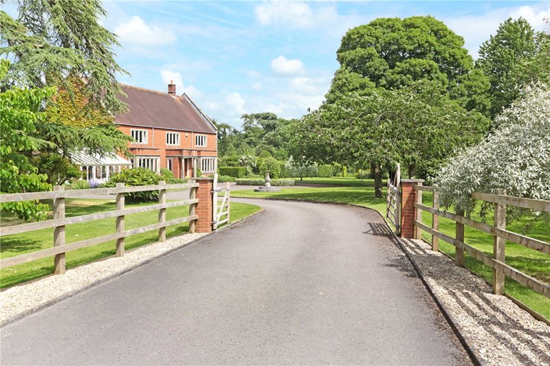 White Street, West Lavington, Wiltshire, SN10