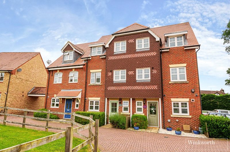 Waterers Way, Bagshot, Surrey, GU19