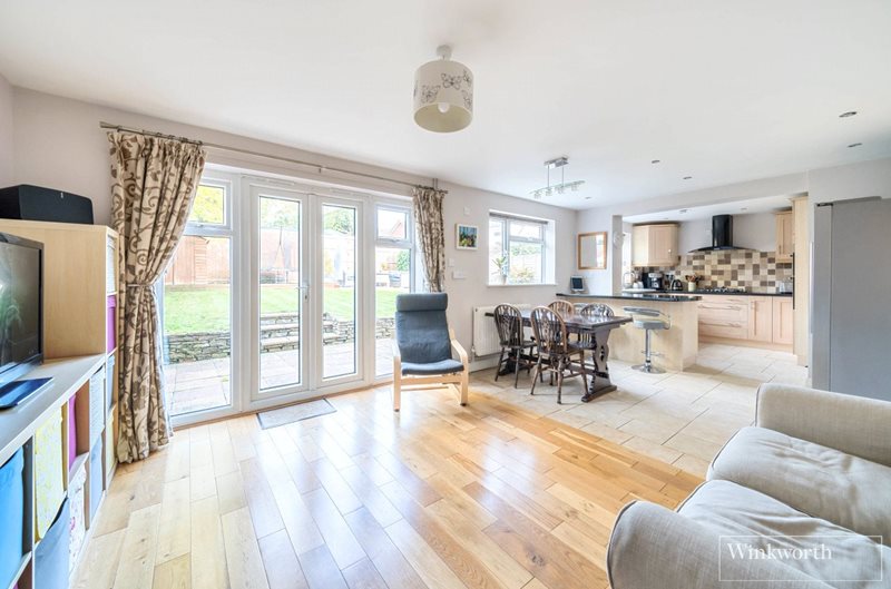 Yaverland Drive, Bagshot, Surrey, GU19